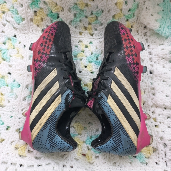 Adidas Women's Black/Pink Athletic Shoes with Mesh Upper Size 8 US - Picture 6 of 15